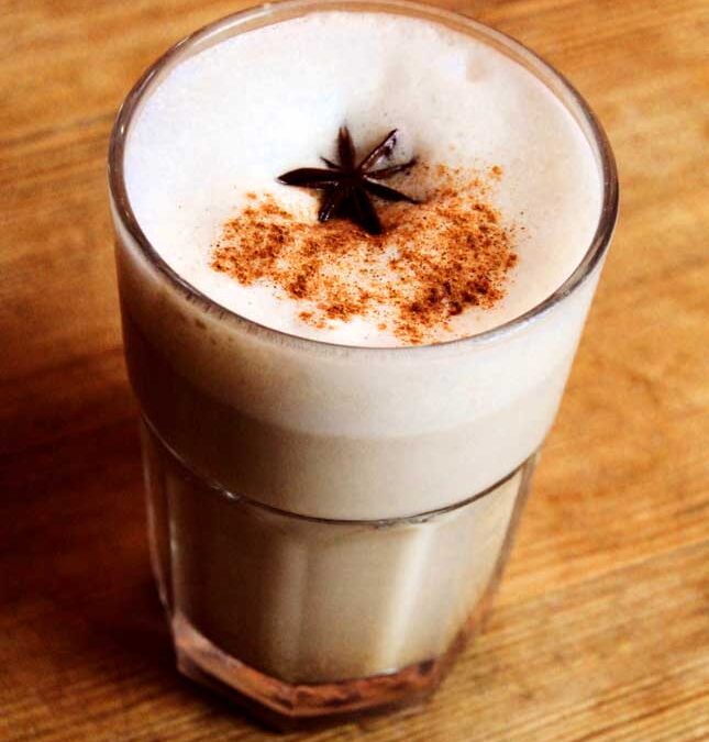 Lebkuchen-Mate-Latte